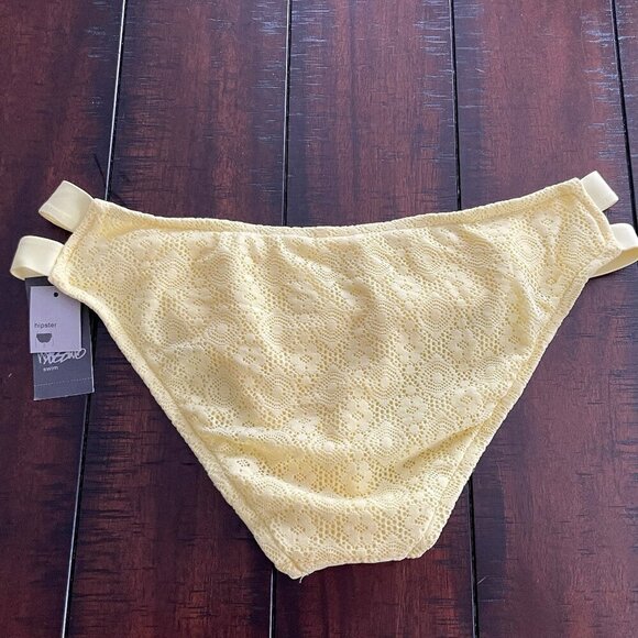 Mossimo Eyelet Hipster Lemon Fizz Yellow Cheeky Bottom Bikini Swim Bottoms - Picture 2 of 7